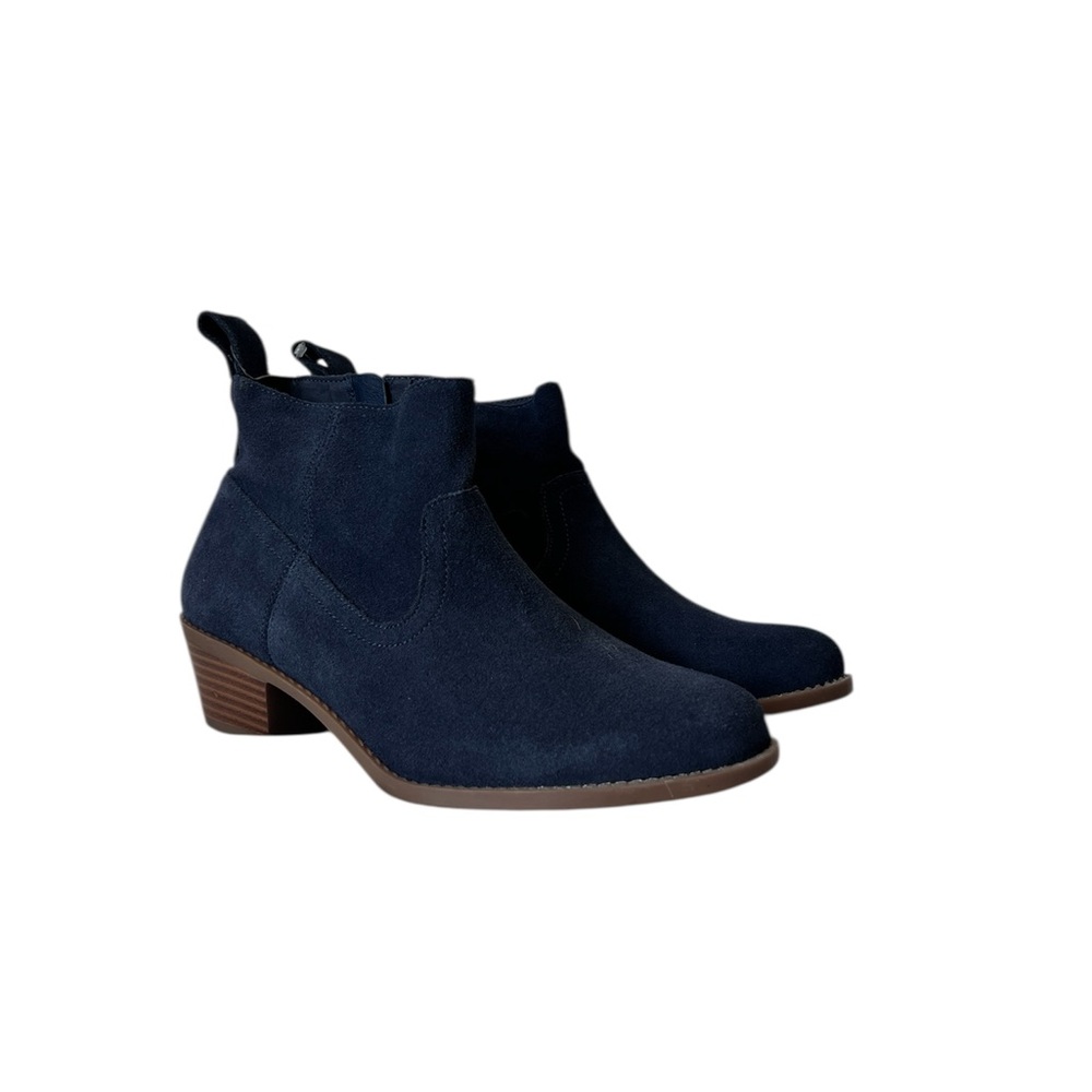 Vionic Navy Suede Ankle Boots